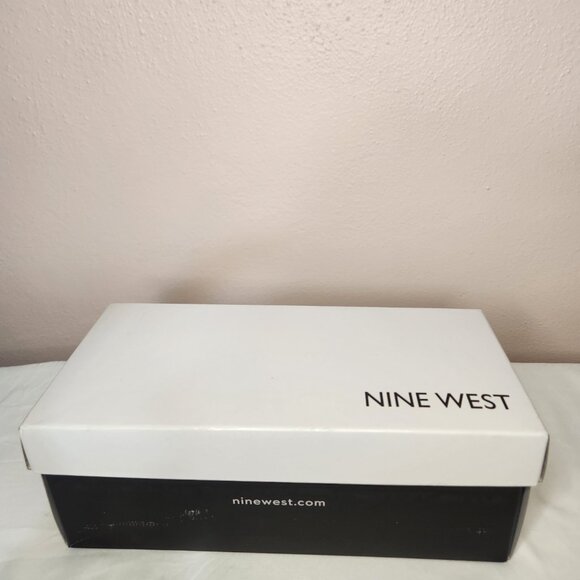 Nine West Bling Jeweled Leopard Print Slip-On Square Toe Heels Size 9 - Picture 3 of 7